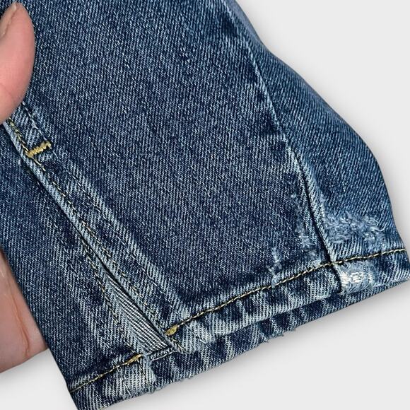 AMO Twist in Girl Crush Ankle Slit Jeans 25 Slim | Mid Rise Lightly Distressed - Picture 4 of 6